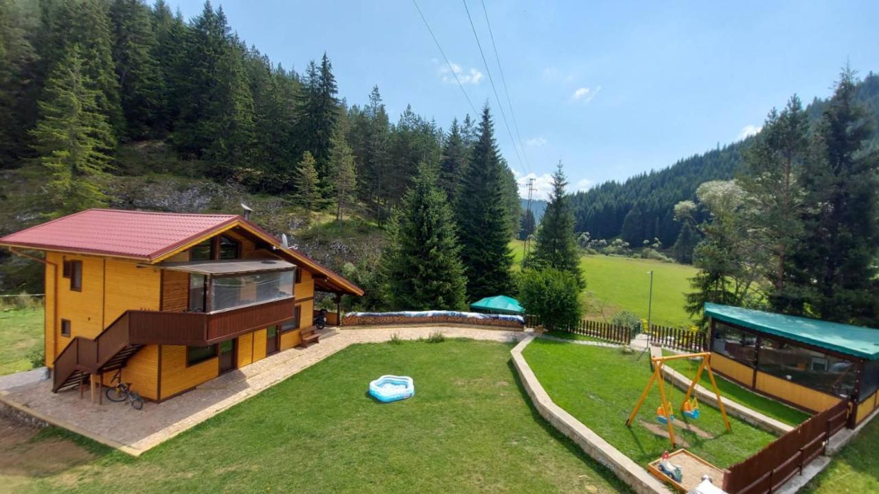 Guest House Chobaka Trigrad Extérieur photo