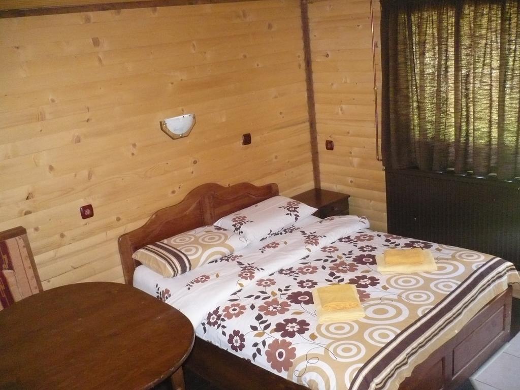 Guest House Chobaka Trigrad Chambre photo